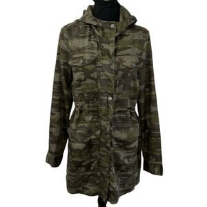 Me Jane Camouflage Jacket(Size Medium)
